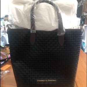 Dooney & Bourke